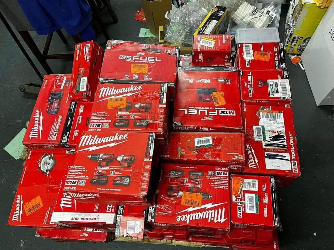 New & Original Pallet Tools Mixers MILWAUKEE - 100 Pieces - Image 3