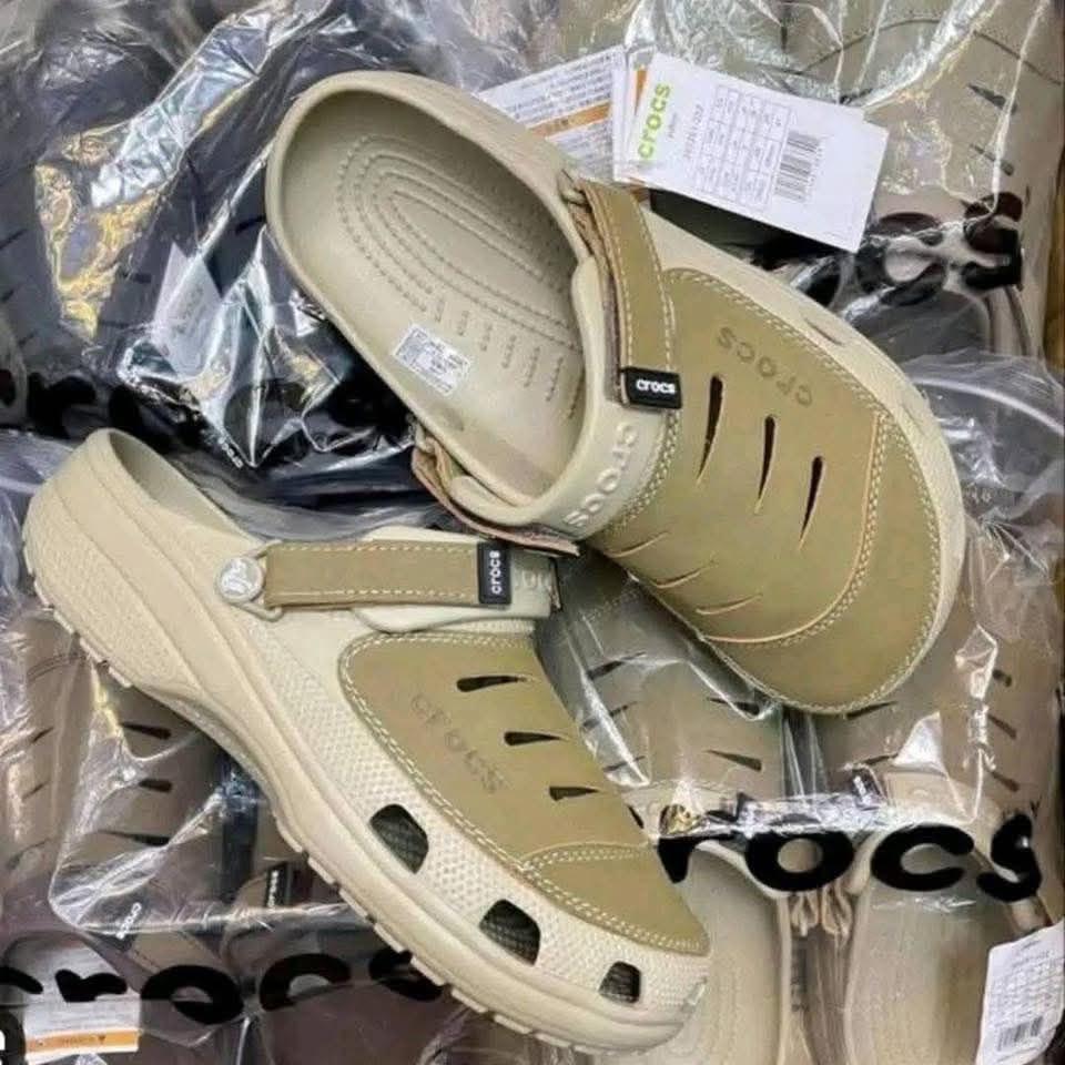 Mixed Crocs Pallet - Different Sizes (600 pairs per pallet) - Image 3